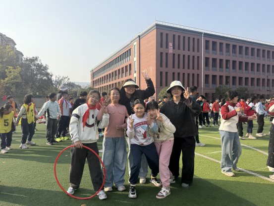 f98940d1-dd57-4013-8550-f958bcfef7d9